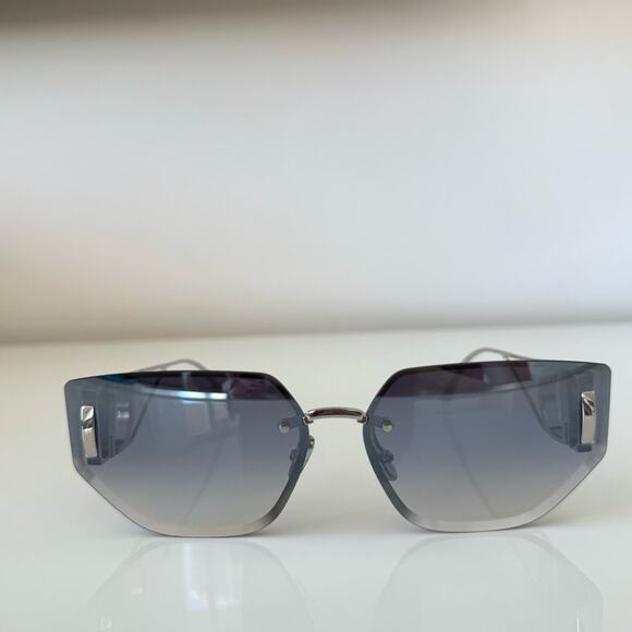 NEW!!! Dior 30Montaigne B3U F0A6 Sunglasses Authentic Retail 580$ - Picture 3 of 10